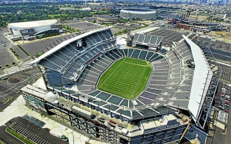 英超,埃弗顿主场,对曼联握手,B体育,体育博彩平台,体育投注,即时赛事投注,体育赔率,B体育官网