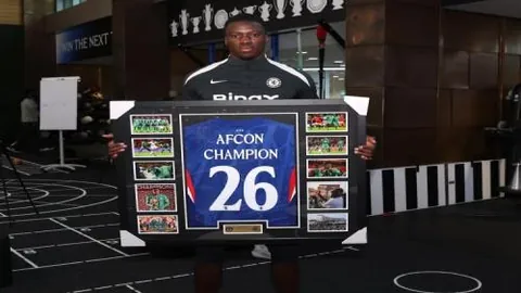 马刺实力下滑回顾十年前状态