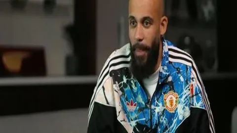 巅峰对决在即！希腊超级联赛压轴之战：奥林匹亚科斯VS帕纳辛纳科斯，精彩不容错过！