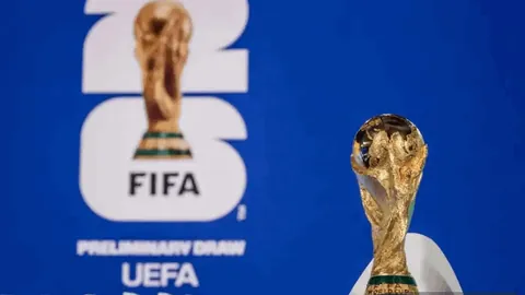 沙特逆转击败中国 3-2 洛国富立功吴曦射门落空